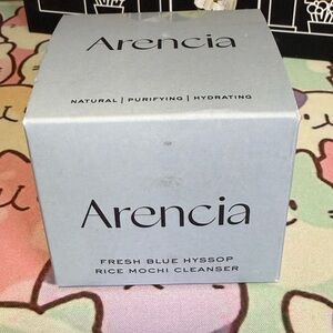 Blue Hyssop Rice Mochi Cleanser